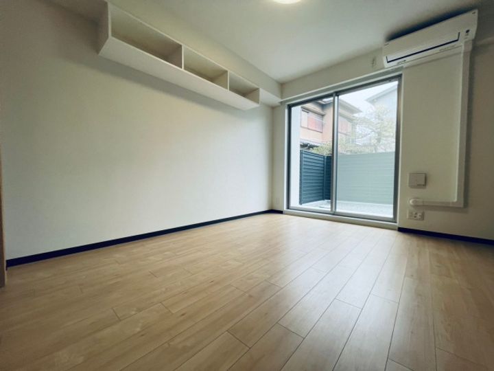 グランドール桜木の居間