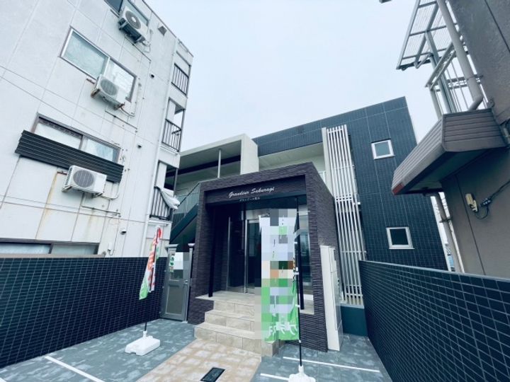 グランドール桜木104の外観