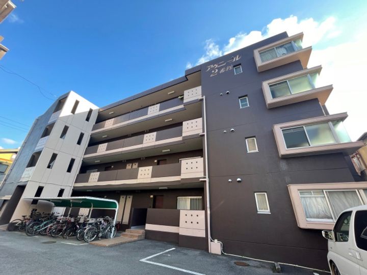 アヴニール1・2番館の外観