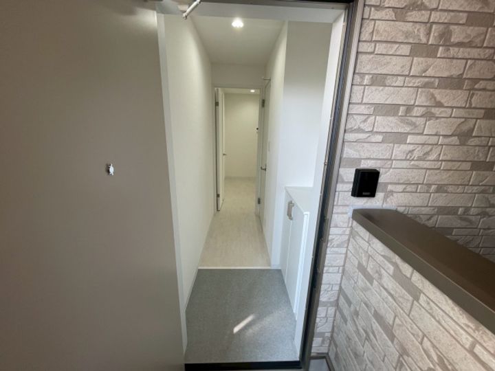 Residence Haru 2303の玄関