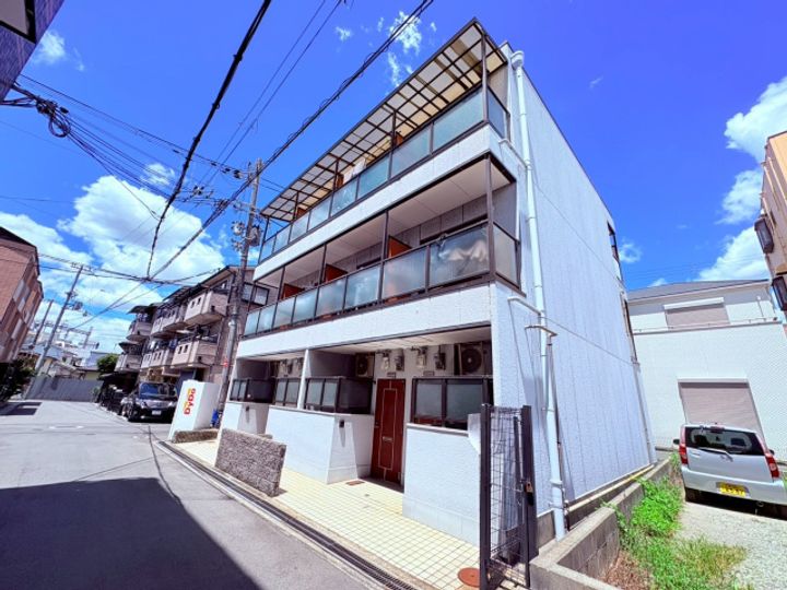 近江マンションの外観