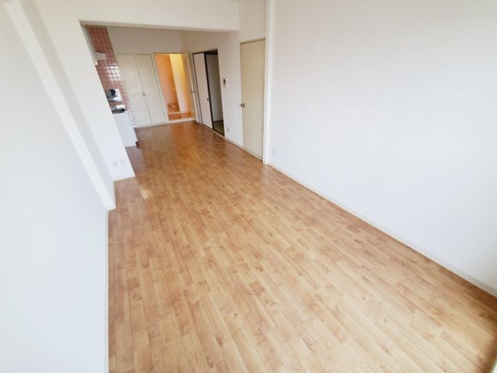 アメニティコート308の居間