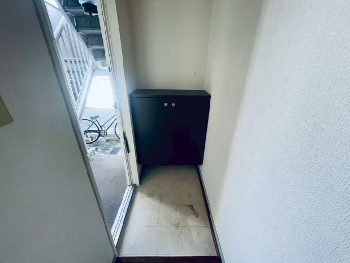 セピアハイツの玄関