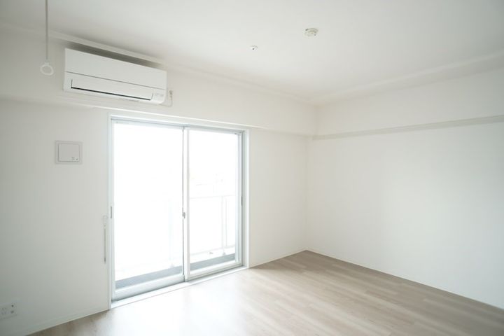 ロイヤルシティ浜松501の居間