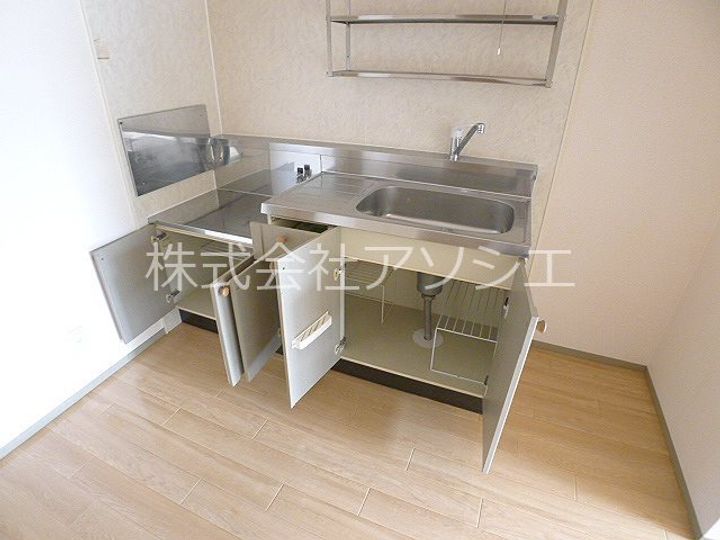 埼玉県越谷市大字大泊の賃貸アパートのキッチン