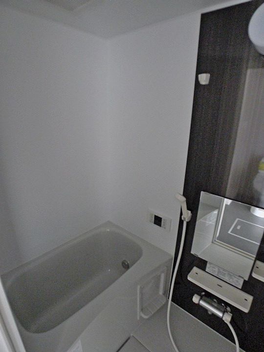 埼玉県越谷市宮本町1丁目の賃貸アパートの風呂