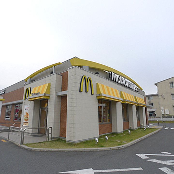 リヴィエールの周辺