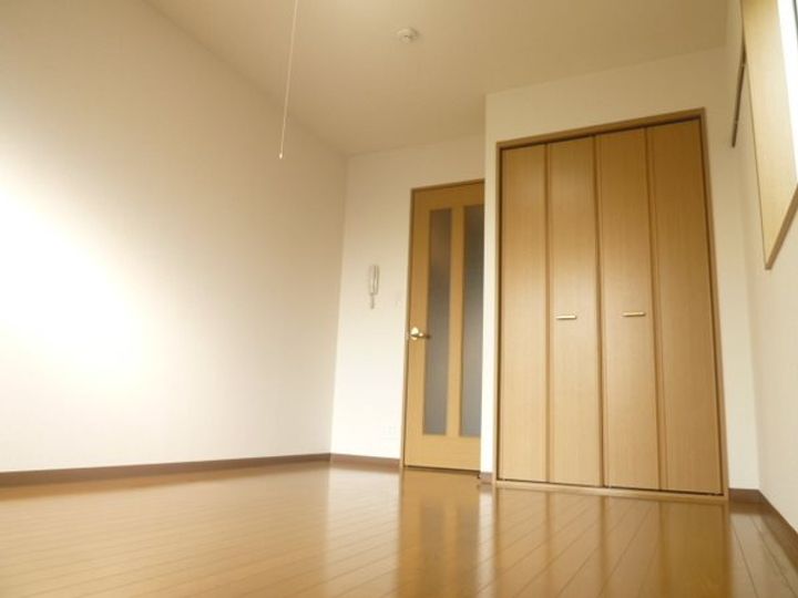 リリックコート北越谷の居間