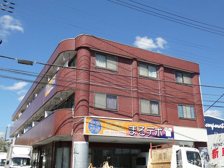 メゾントミタの外観