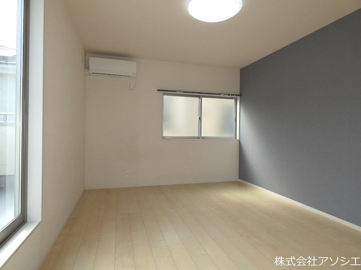 埼玉県越谷市大沢4丁目(一戸建)の賃貸物件の居間