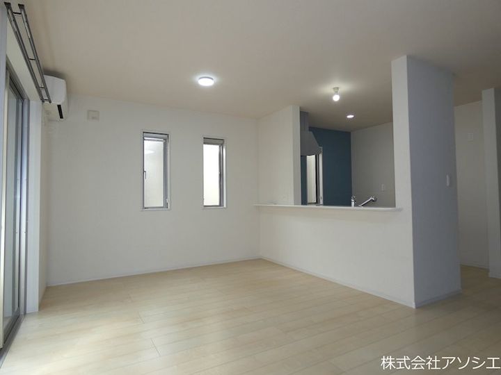 埼玉県越谷市大沢4丁目(一戸建)の賃貸物件の居間