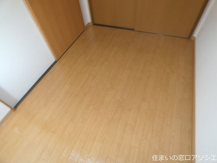 セピアハイツの居間