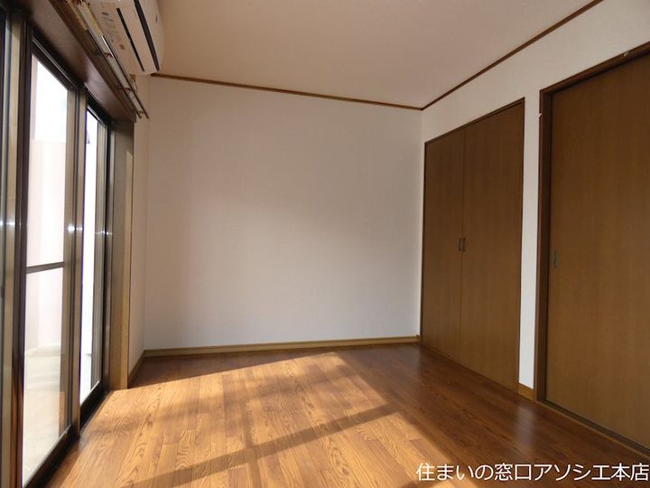 都コーポの居間