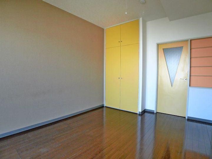 シャルマン蒲生Bの居間