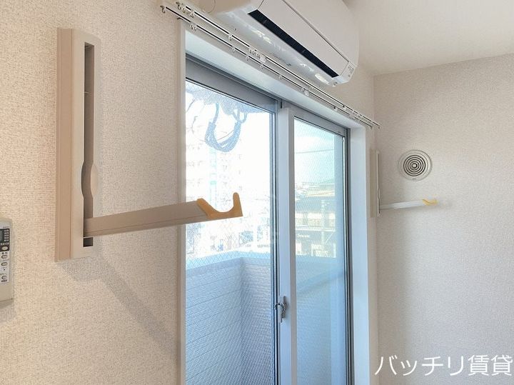 愛知県名古屋市熱田区青池町3丁目の賃貸アパートの居間