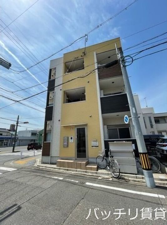 愛知県名古屋市熱田区青池町3丁目の賃貸アパートの外観