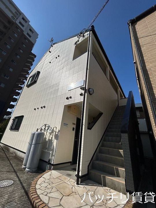 愛知県名古屋市中村区野田町字経田の賃貸アパートの外観