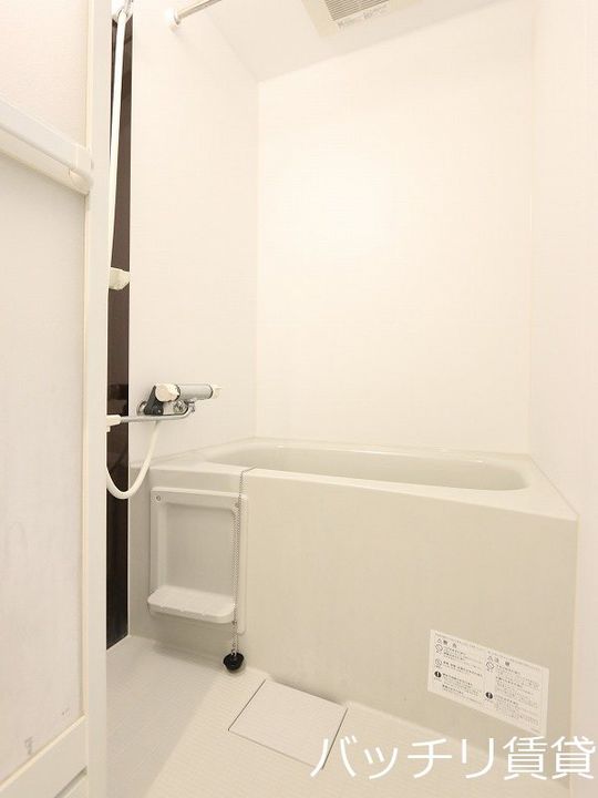 愛知県名古屋市中村区長筬町7丁目の賃貸アパートの風呂