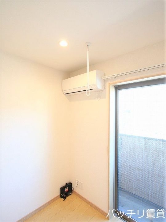 メゾン・ド・ソレイユ黄金の居間