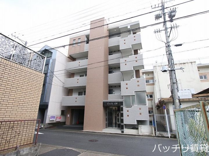 Gracia名駅の外観