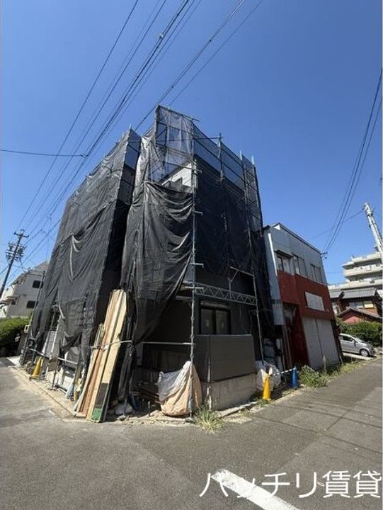 愛知県名古屋市中村区鈍池町3丁目の賃貸アパートの外観