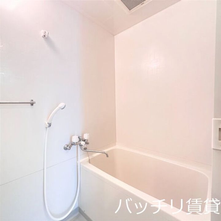 愛知県名古屋市中村区則武1丁目の賃貸マンションの風呂