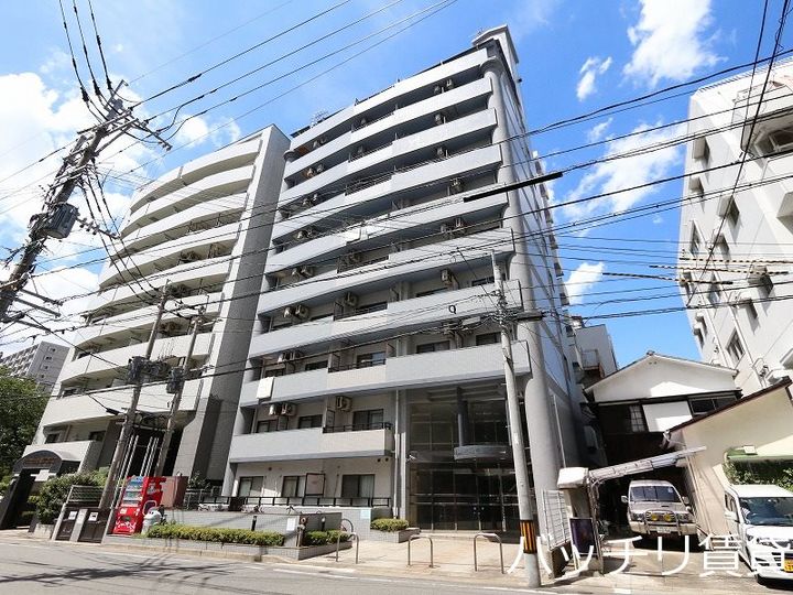 ルネスロワール博多駅南の外観