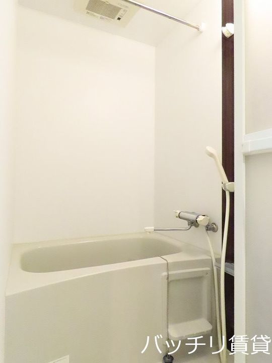 ハーモニーテラス野芥IIIの風呂