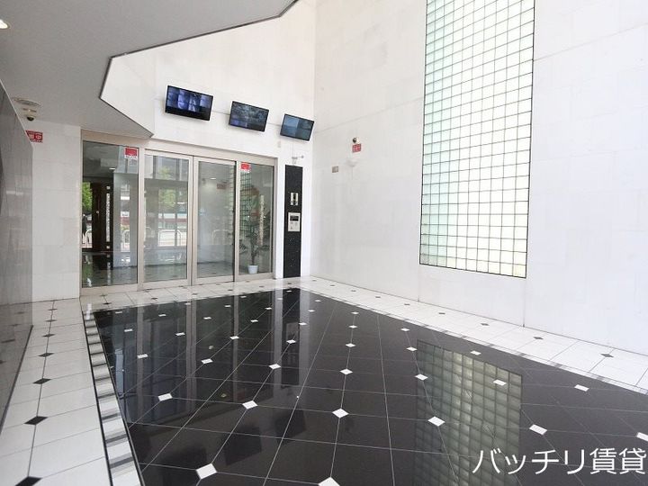 No46 Vプロジェクト2100天神の玄関