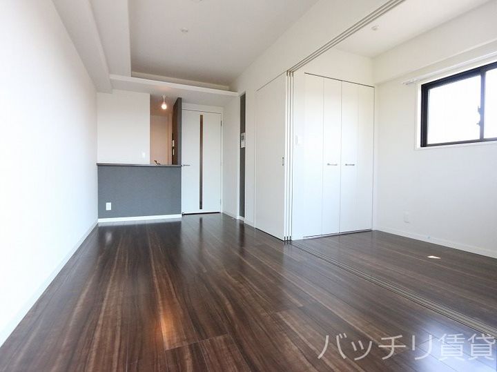 グランフォーレプライム箱崎の居間