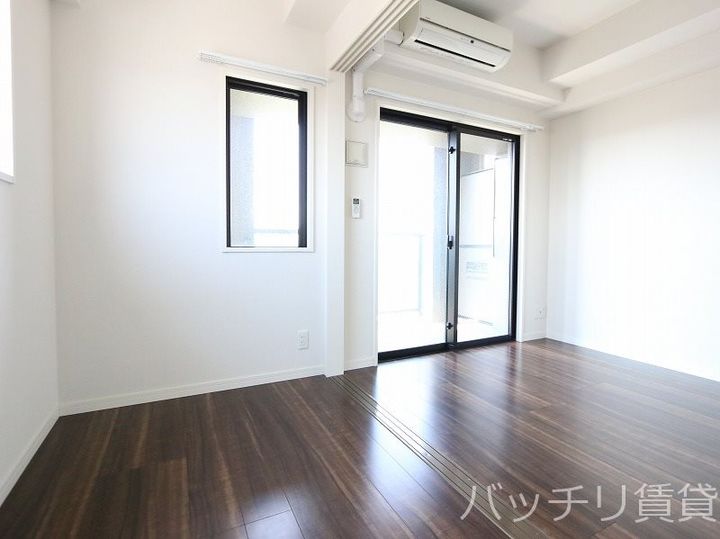 グランフォーレプライム箱崎の居間