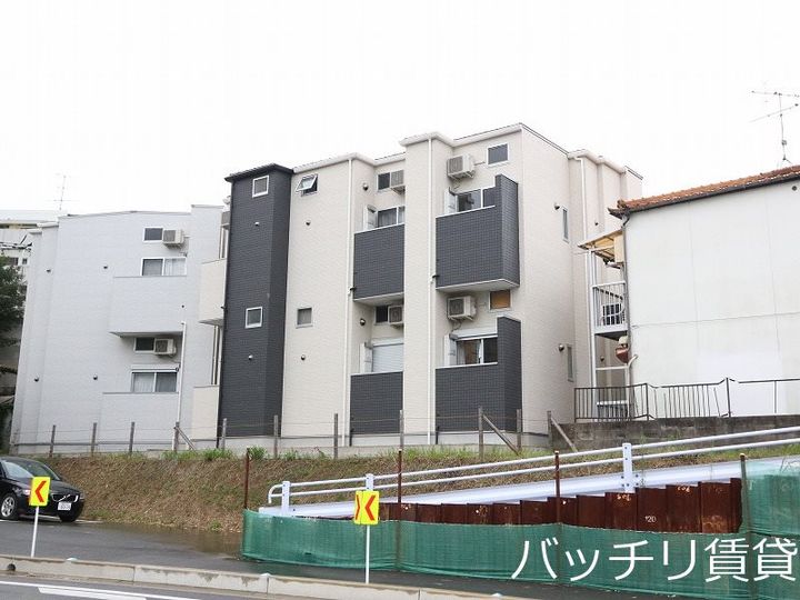 ハーモニーテラス南本町の外観