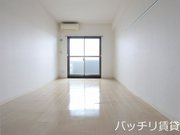 No.66 ギャランティー21博多の居間