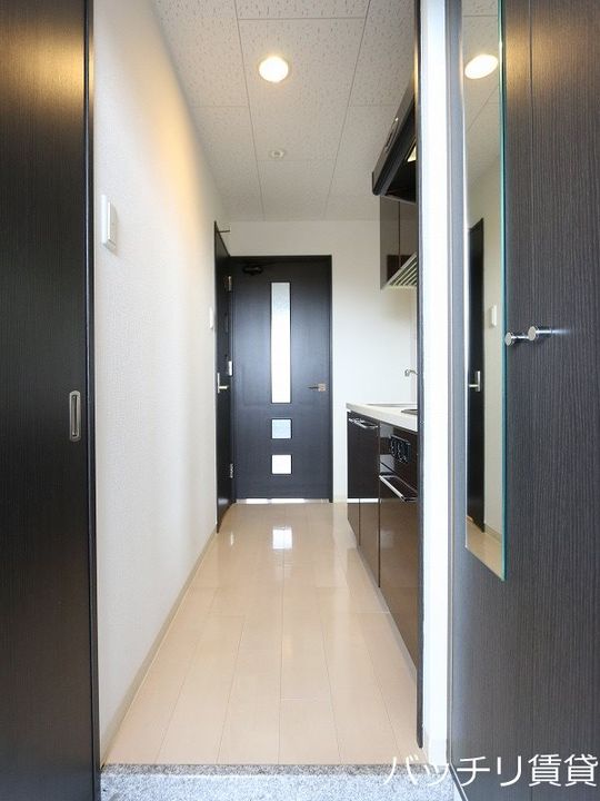 No.66 ギャランティー21博多の玄関