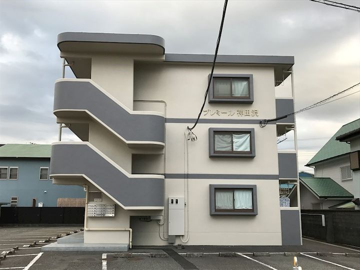 プレミール神田沢101の外観