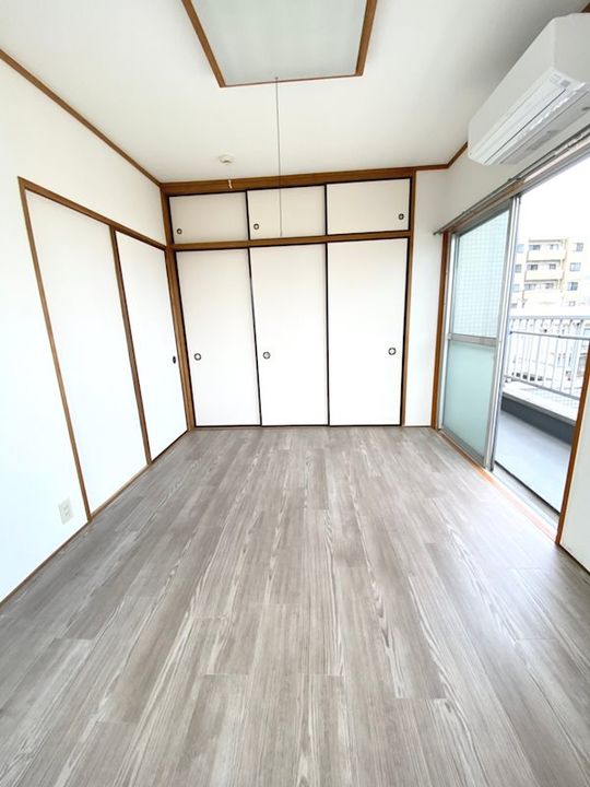 明陽の居間