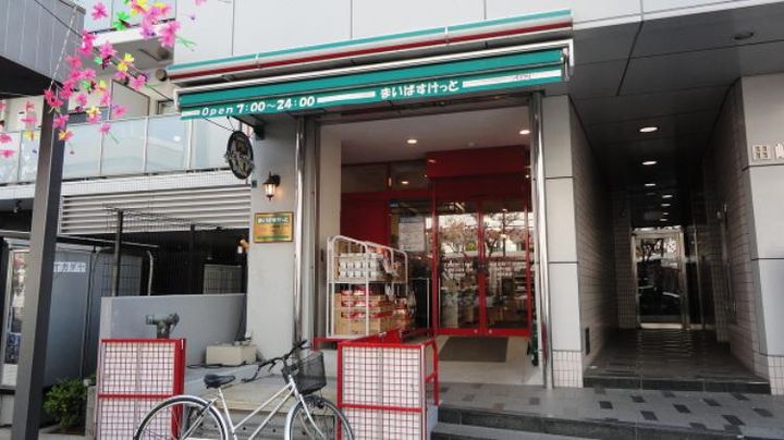 ダフィット門前仲町の周辺