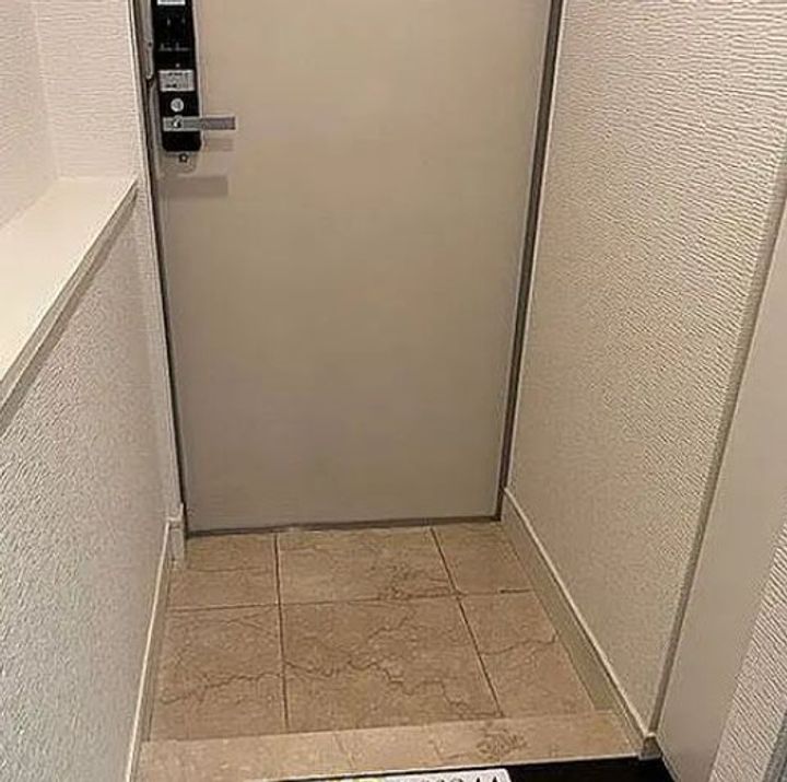 BluRock豊洲の玄関
