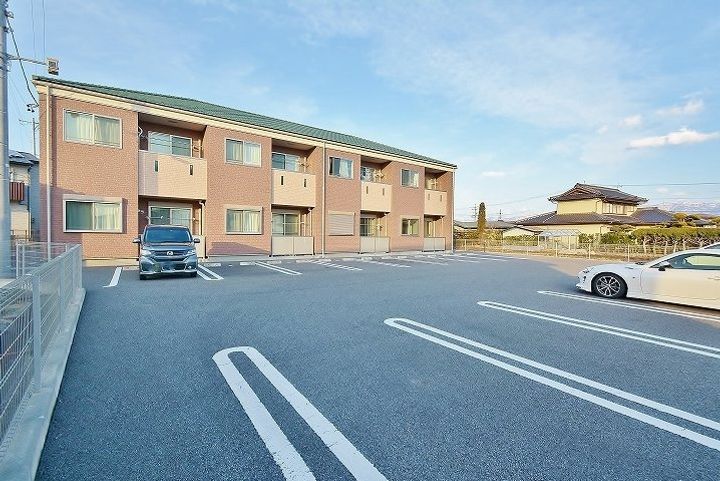 JOY・タキザワの外観