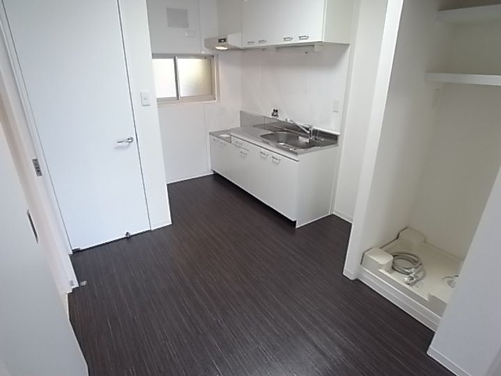 岡本梅林住宅 6号棟のキッチン