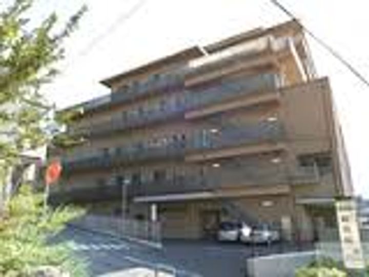 プランドール湊川の外観