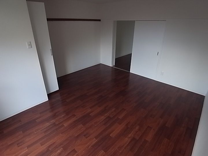 岡本梅林住宅 6号棟404の居間