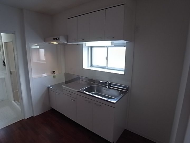 岡本梅林住宅 6号棟404のキッチン