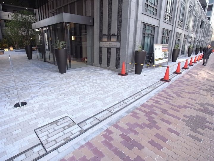 パークホームズ神戸ザ・レジデンスの玄関