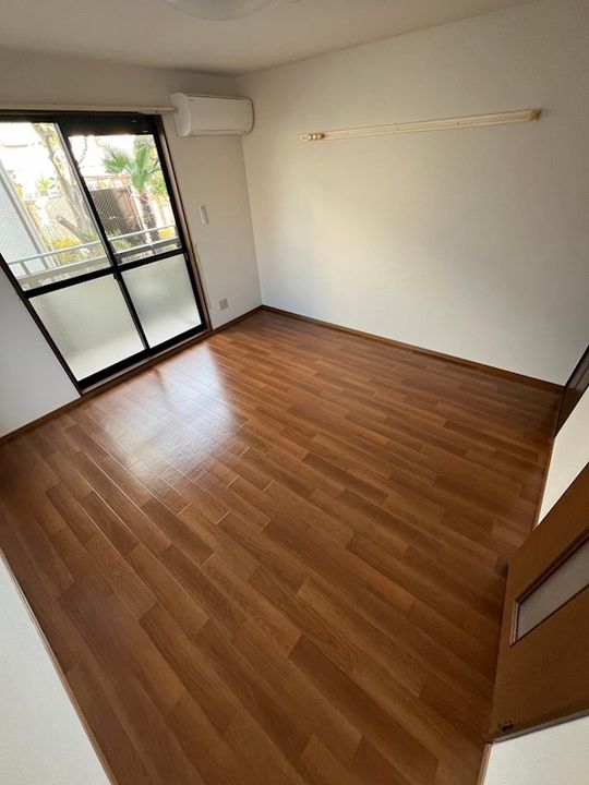 ステュディオ住吉の居間