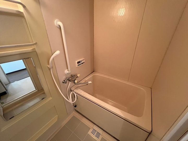 西鈴壱番館の風呂