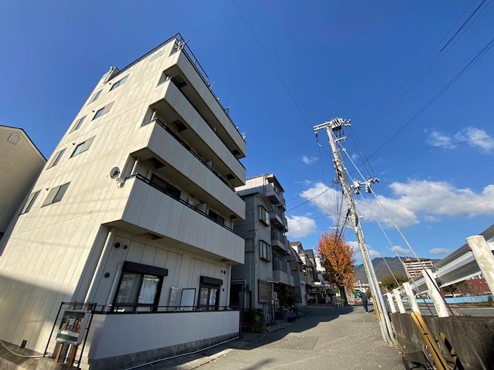 兵庫県神戸市灘区大石北町の賃貸マンションの外観