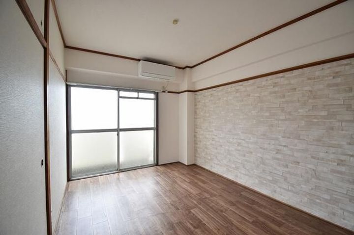 兵庫県神戸市垂水区福田4丁目の賃貸マンションの居間