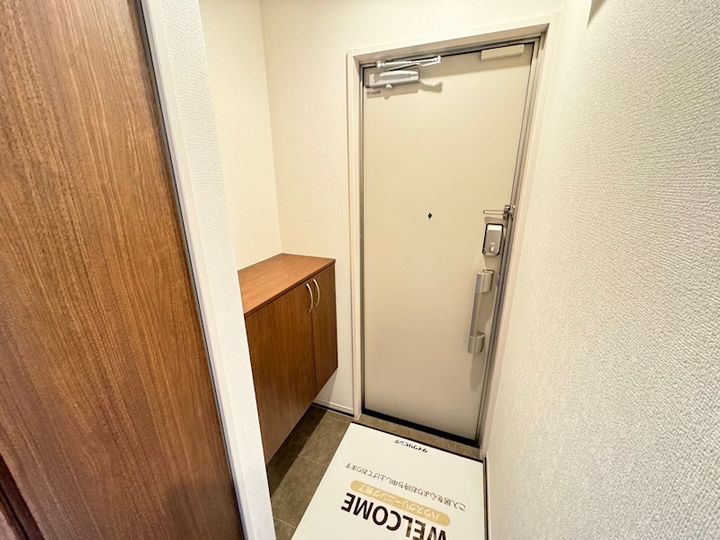 ラ・ヴェール杉尾台の玄関