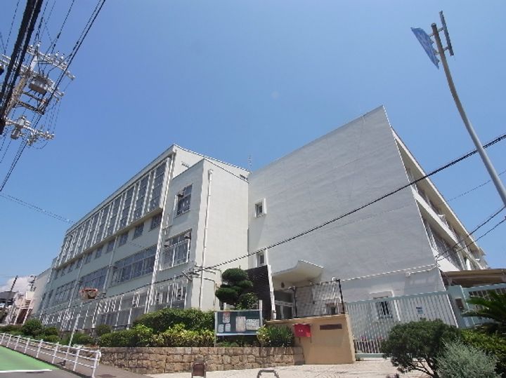 兵庫県神戸市垂水区霞ケ丘7丁目の賃貸マンションの外観